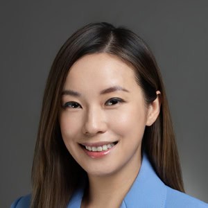 Elizabeth Lo